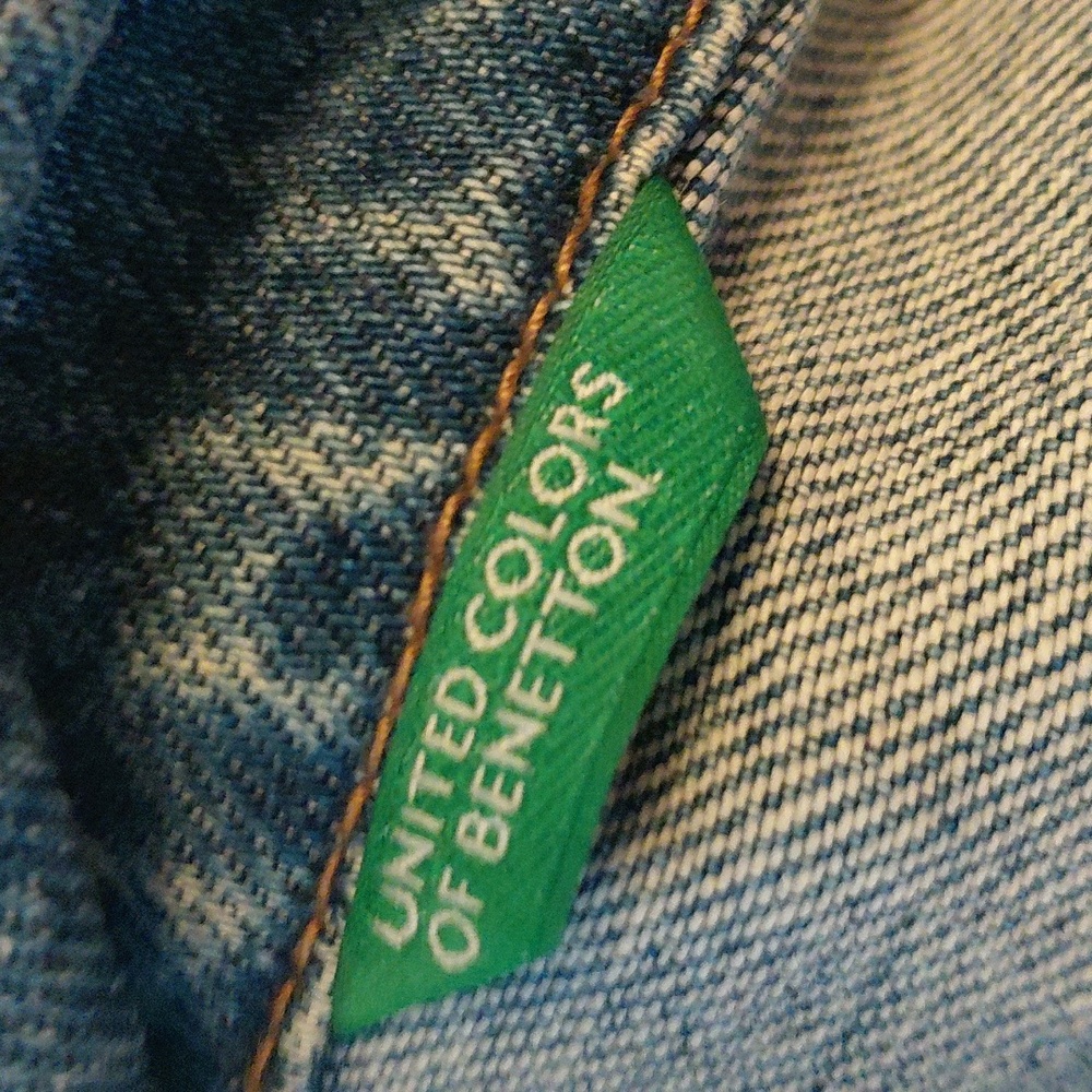 Vintage 90s United Colors Of Benetton MADE IN ITALY Jean Jacket - Picture 10 of 10